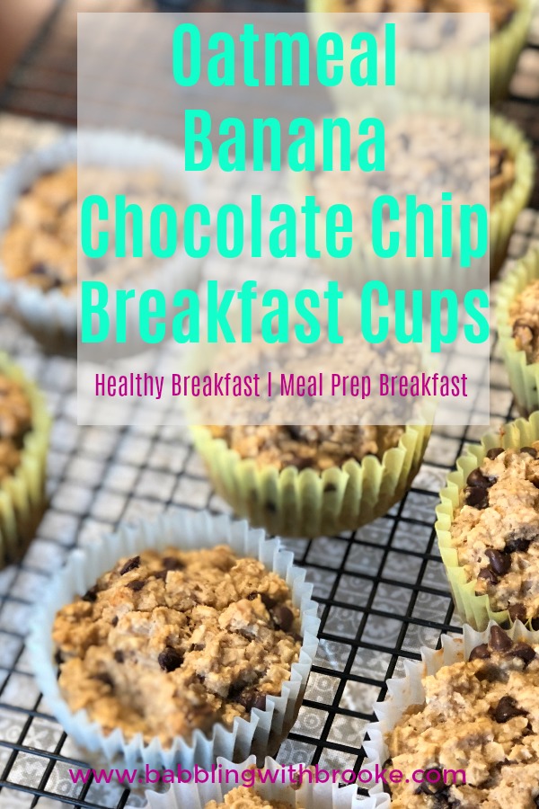 These delicious healthy breakfast cups are perfect for meal prepping! They have delicious ingredients that are packed with nutrition. #mealprep #mealprepbreakfast #healthybreakfast #bananachocolatechip #oatmealcups #bananaoatmeal