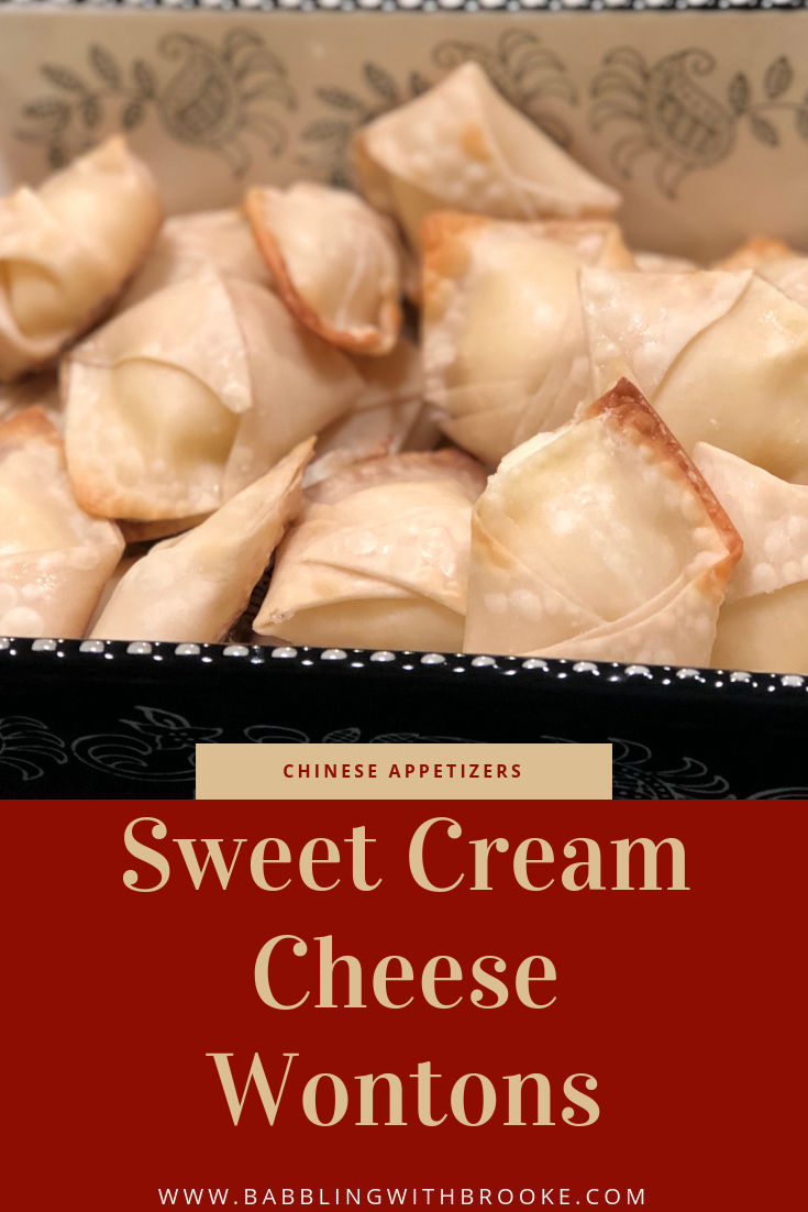 These sweet cream cheese wontons are the perfect appetizer to kick off your Chinese themed meal! This Chinese appetizer is super easy to make and only involves three ingredients! #chineseappetizer #chinesefood #wontons #creamcheesewontons